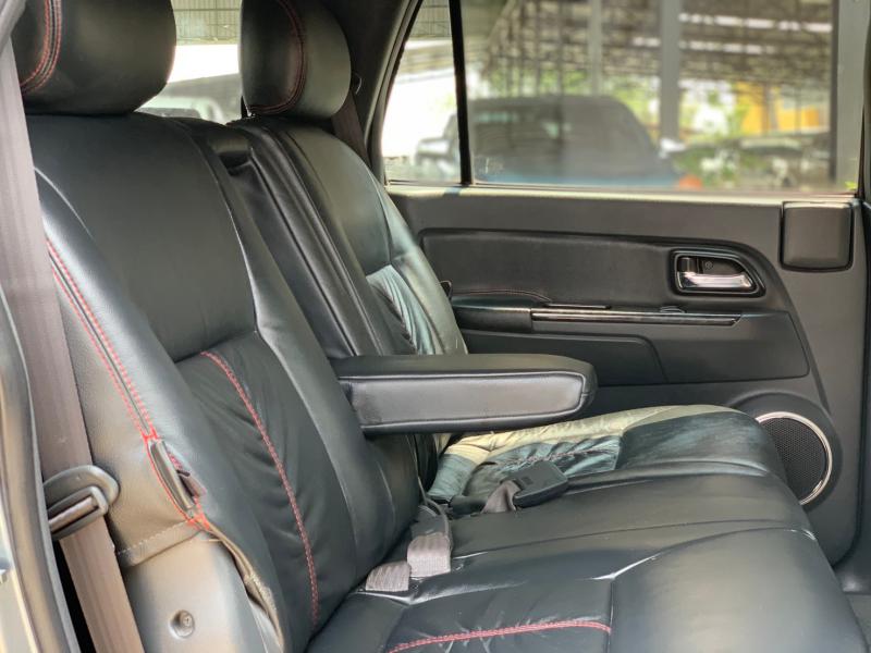 MU-7 CHOIZ 3.0 VGS 4X2 ,A/T (PPV)